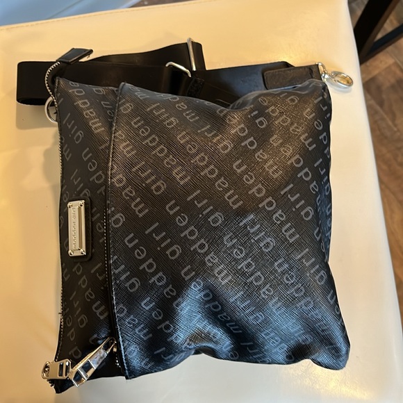 Madden GIRL❤️ Crossbody bag - Picture 3 of 11